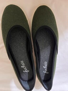 Fuchsia Olive Wool Slip-On Ballet Flats